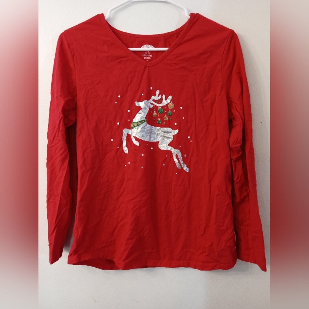 Like New! Reindeer Top